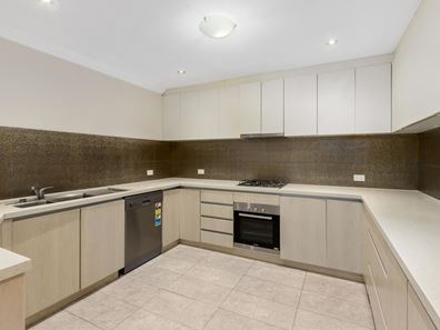 87B Park Rd, Kenwick WA 6107
