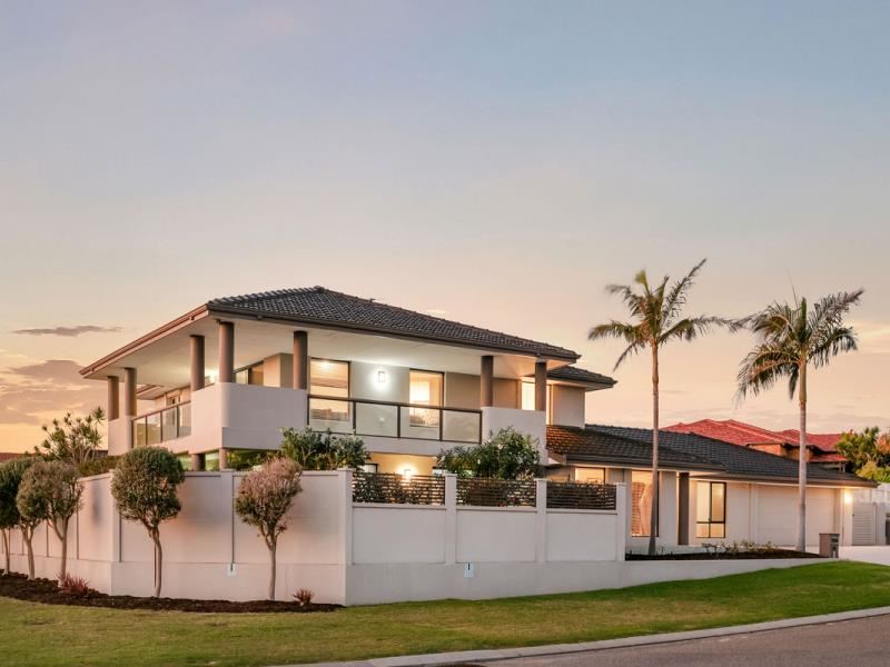 1 Brearley Mews, Hillarys WA 6025