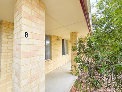 8/3 Raglan Street, Hopetoun WA 6348