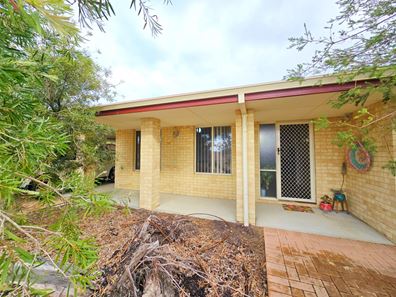 8/3 Raglan Street, Hopetoun WA 6348