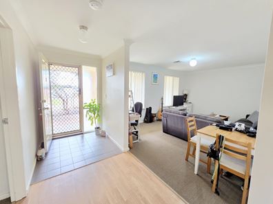 8/3 Raglan Street, Hopetoun WA 6348