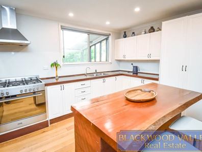 12 Ford Road, Bridgetown WA 6255