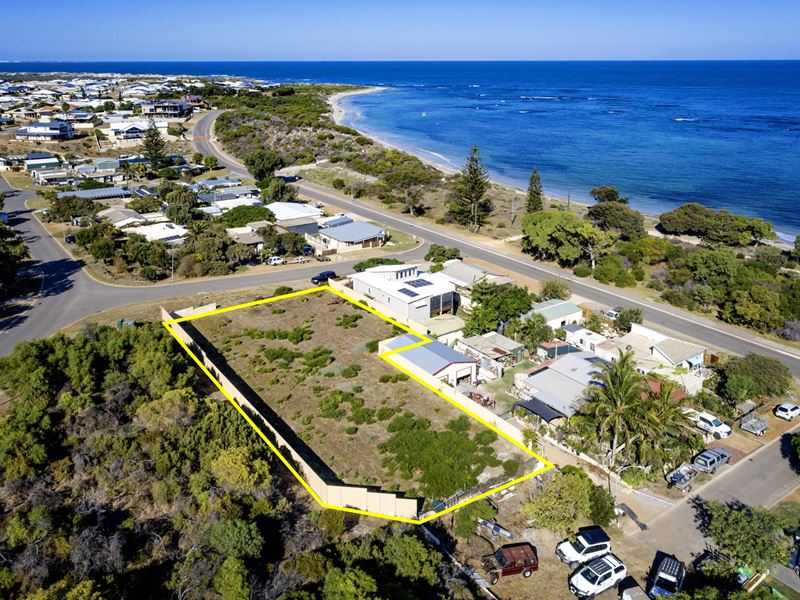 11 Tailer Street, Drummond Cove WA 6532