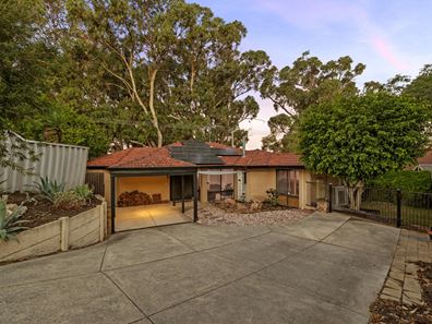 27B Madana Place, Craigie WA 6025