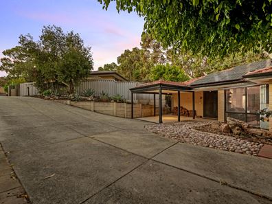 27B Madana Place, Craigie WA 6025