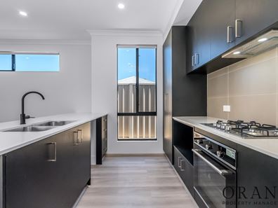 1/12 Seaton Place, Girrawheen WA 6064