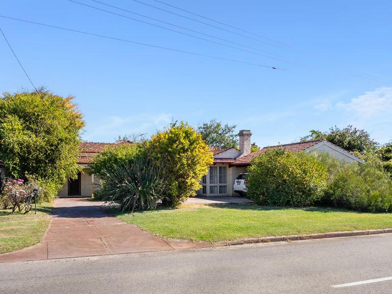 19 Ewing Avenue, Bull Creek WA 6149