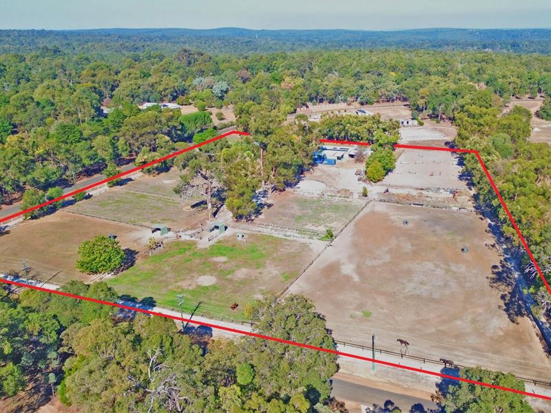 415 La Grange Road, Stoneville WA 6081