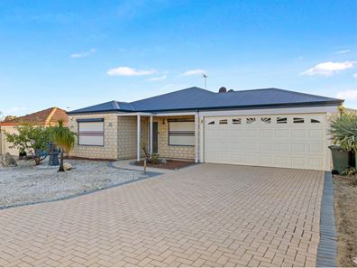7 Tintagel Loop, Orelia WA 6167