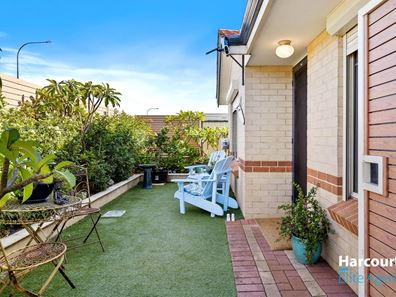 1/62 Parkin Street, Rockingham WA 6168