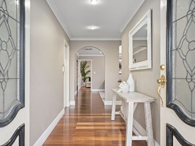 27 Aquarius Ramble, Ocean Reef WA 6027