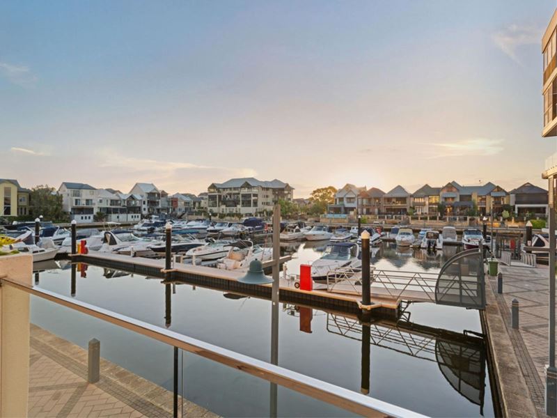 5/16 Marina Drive, Ascot