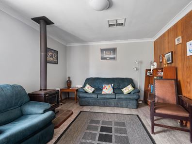 43 York Street, Boulder WA 6432