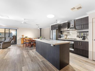 12 Fairchild Drive, Baldivis WA 6171