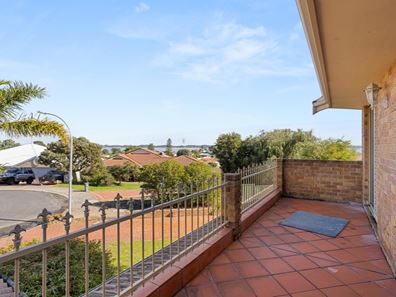 11 Batavia Place, Australind WA 6233