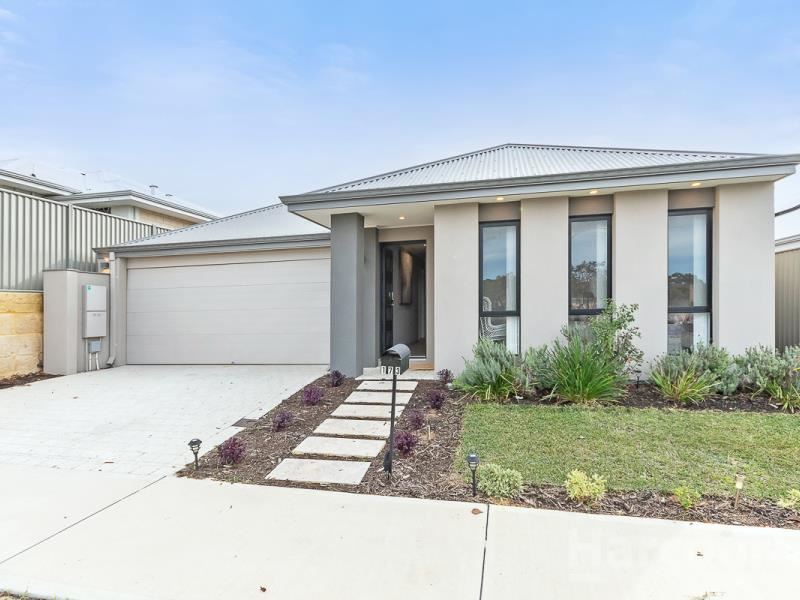 173 Aviator Boulevard, Clarkson WA 6030