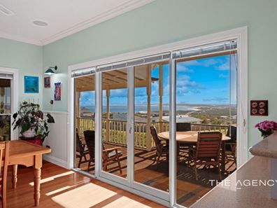 21 Charlton Loop, Kalbarri WA 6536