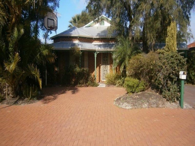 4 Direction Place, Morley WA 6062