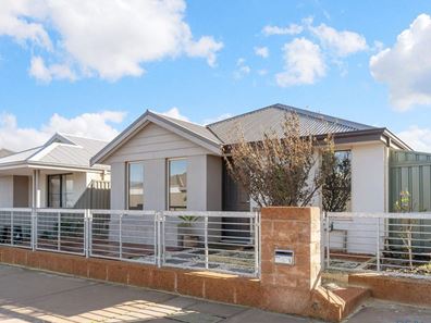5 Casterton Road, Byford WA 6122