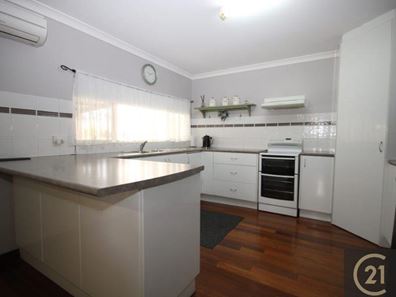 29 Venn Street West, Collie WA 6225