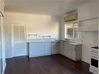 56 Churchill Avenue, Dudley Park WA 6210