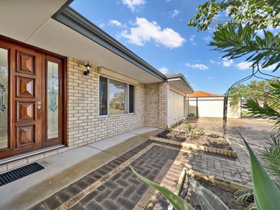 10 Jenal Close, Gosnells WA 6110