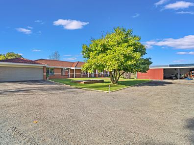 185 Woolcoot Road, Wellard WA 6170