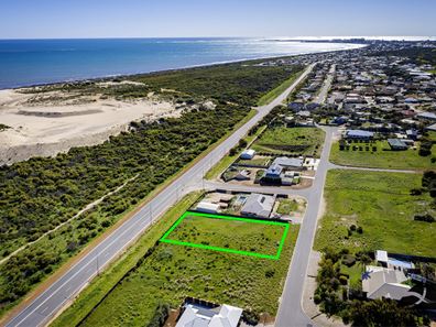 18 Evana Terrace, Wandina WA 6530