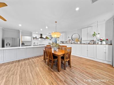27 Gaebler Road, Hammond Park WA 6164