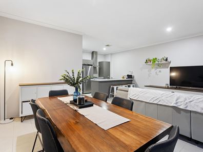 4 Cheyne Way, Caversham WA 6055