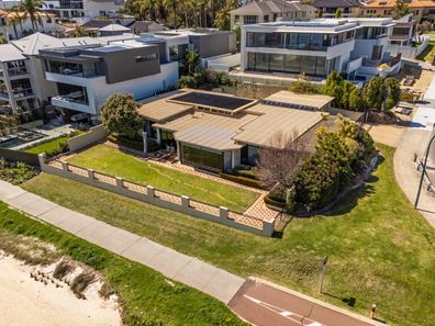 2 Dee Road, Applecross WA 6153