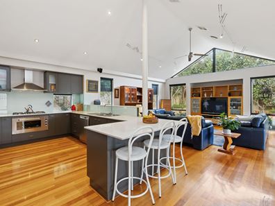 13 Ibrahim Court, Dianella WA 6059