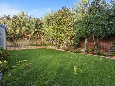 13 Ibrahim Court, Dianella WA 6059