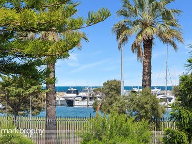 152 Marine Terrace, South Fremantle WA 6162