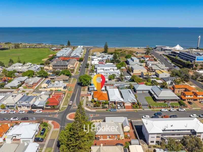 12 Wittenoom Street, Bunbury WA 6230