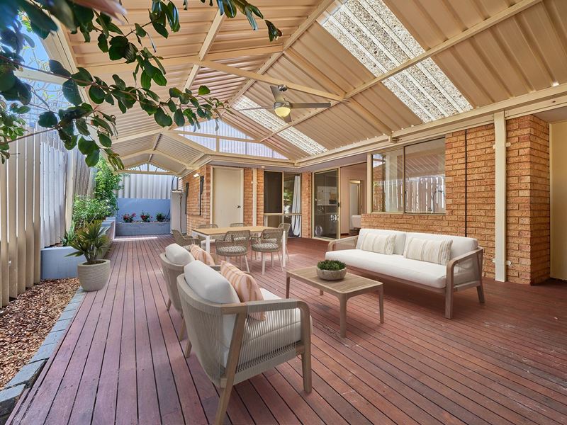 79B Calais Road, Scarborough WA 6019