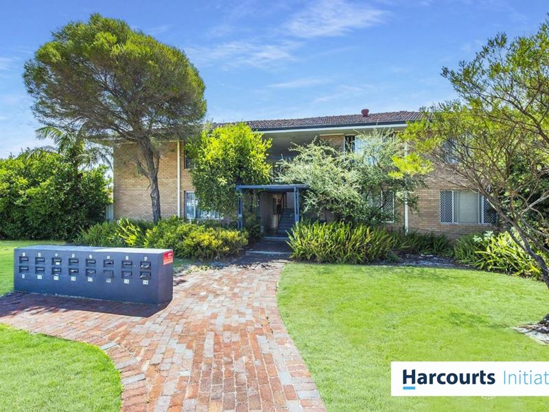 16/13 Grant Place, Bentley