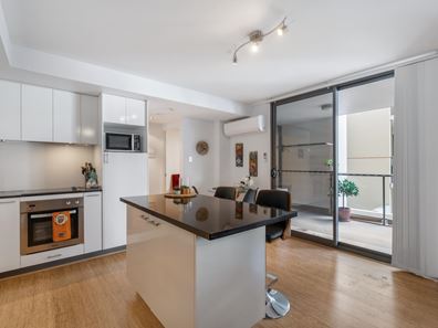 11/118 Adelaide Terrace, East Perth WA 6004