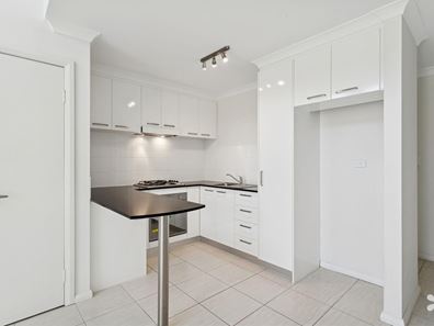 6/19 Eacott Street, Mandurah WA 6210