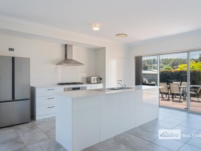 15 Oats View, Donnybrook WA 6239