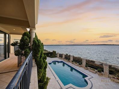 16D Fraser Road, Applecross WA 6153
