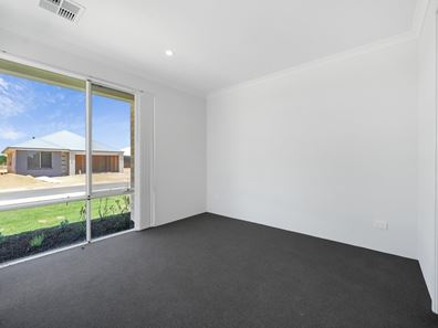 7 Dharug Street, Yanchep WA 6035