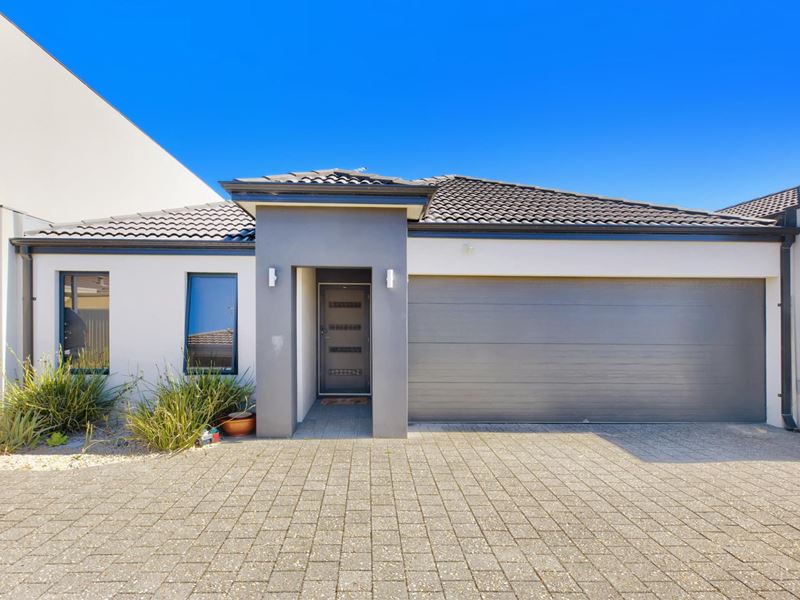 3/48 Kembla Circle, Madeley WA 6065
