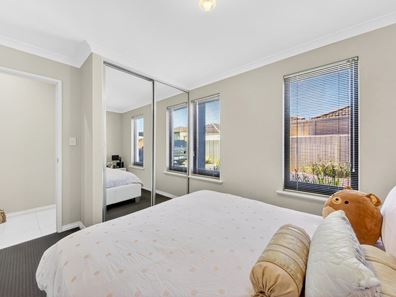 3/48 Kembla Circle, Madeley WA 6065