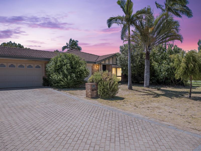 72 Brown Crescent, Seville Grove WA 6112