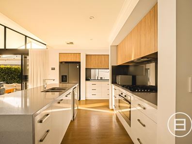 71 Greenslope Drive, Bushmead WA 6055
