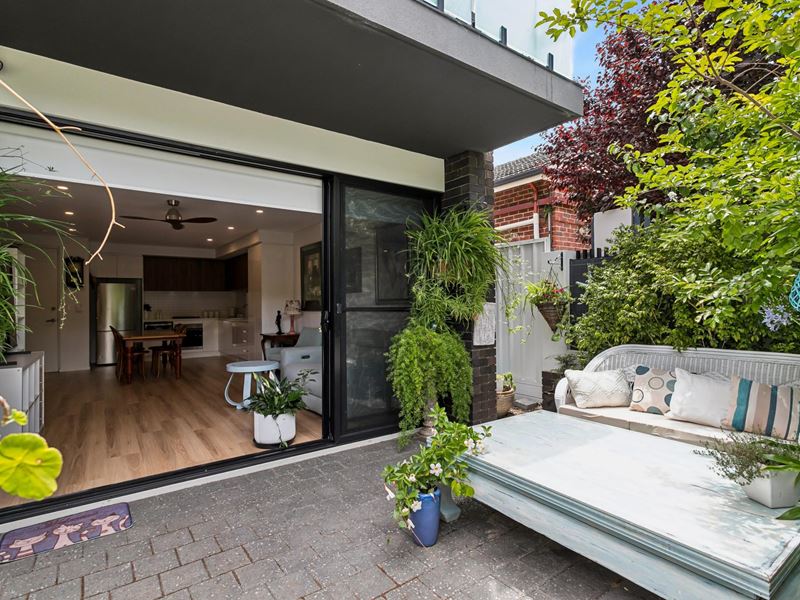 1/12 Anderson Street, Mount Hawthorn WA 6016
