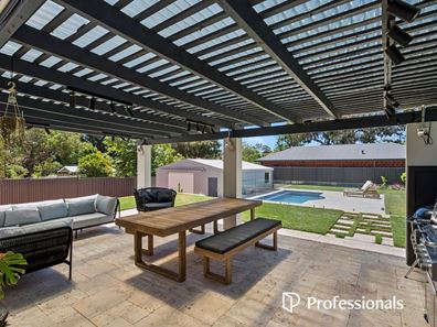 44 Lyndhurst Road, Kalamunda WA 6076