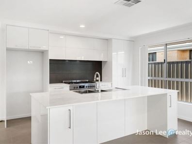 39 Autumn Drive, Baldivis WA 6171