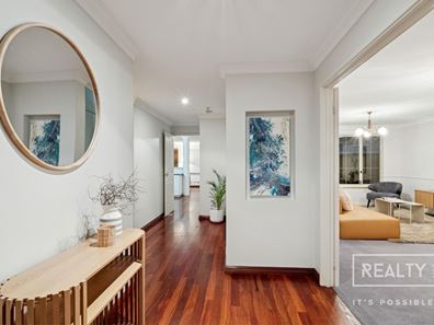 5 Santarosa Way, Stirling WA 6021